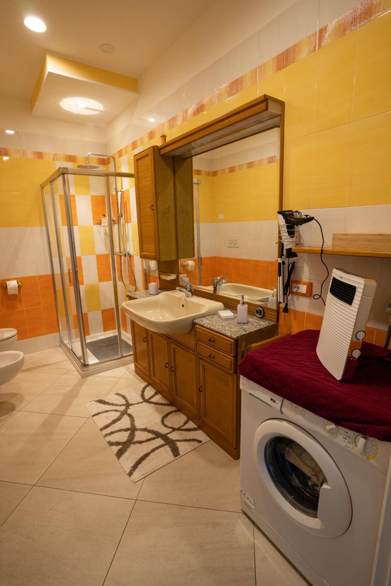 Villa Zoe - Suite Con Sauna Margone  Dış mekan fotoğraf