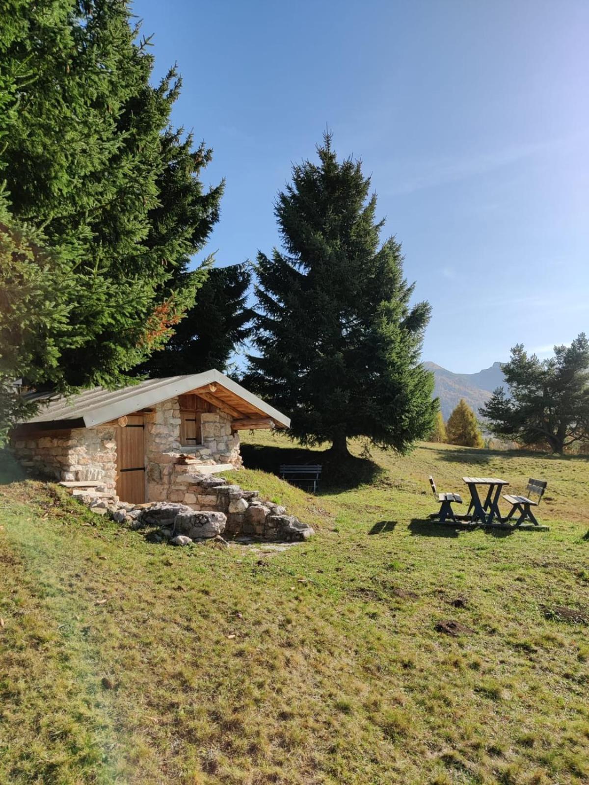 Villa Zoe - Suite Con Sauna Margone  Dış mekan fotoğraf